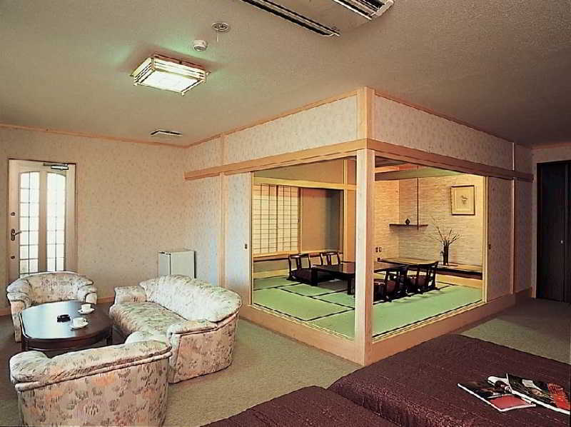 Hotel 楽気ハウス甲斐路 Raki House Kaiji Fuefuki Exterior foto